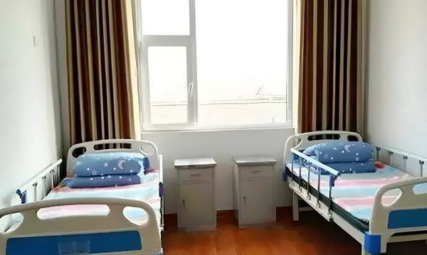 深圳入户的年龄条件_董璇谈2任丈夫：从没想过会和高云翔离婚，张维伊敢娶我很勇敢 董璇谈2任在硬面件设施方