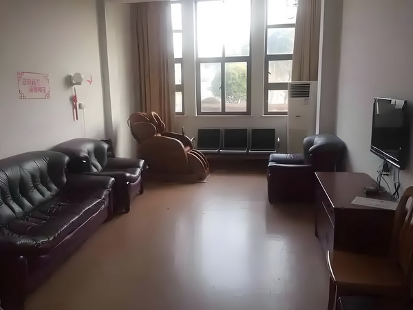 深圳申请入户网站_《你行！你上！》：弹琴吧！爸爸 一辆野猪撞上快车城际